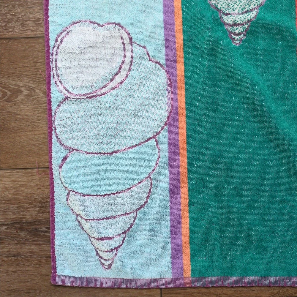 Vintage Striped Sea Sheel Beach Towel Bold Retro Coastal Funky Bright 28 x 52